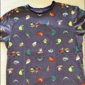 Disney sidekick tshirt, size small